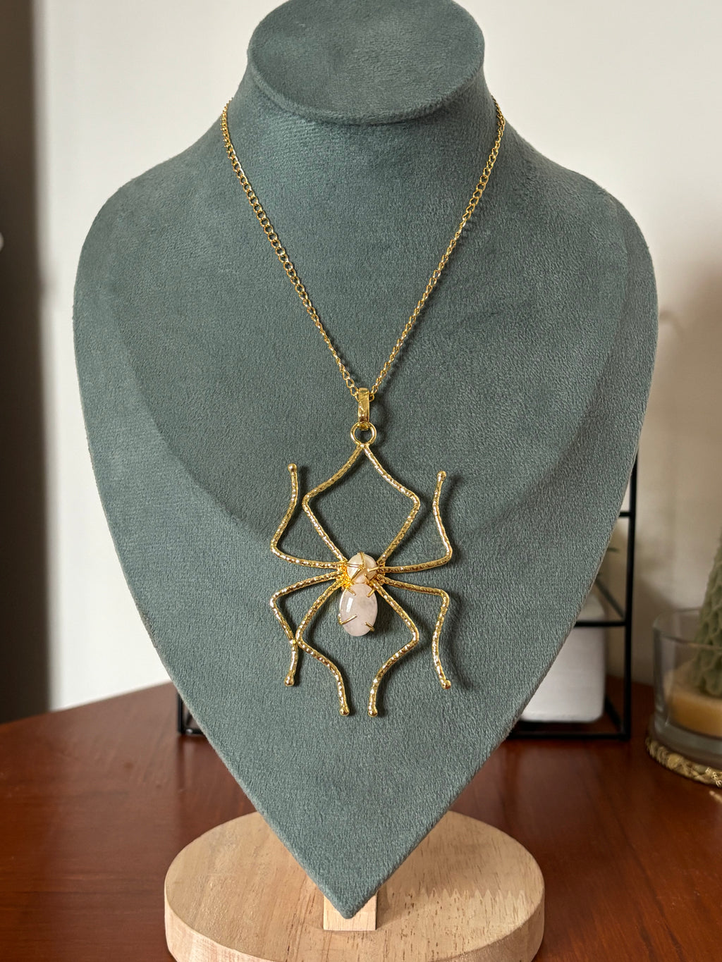Mystic Spider pendant Light Rose Quartz
