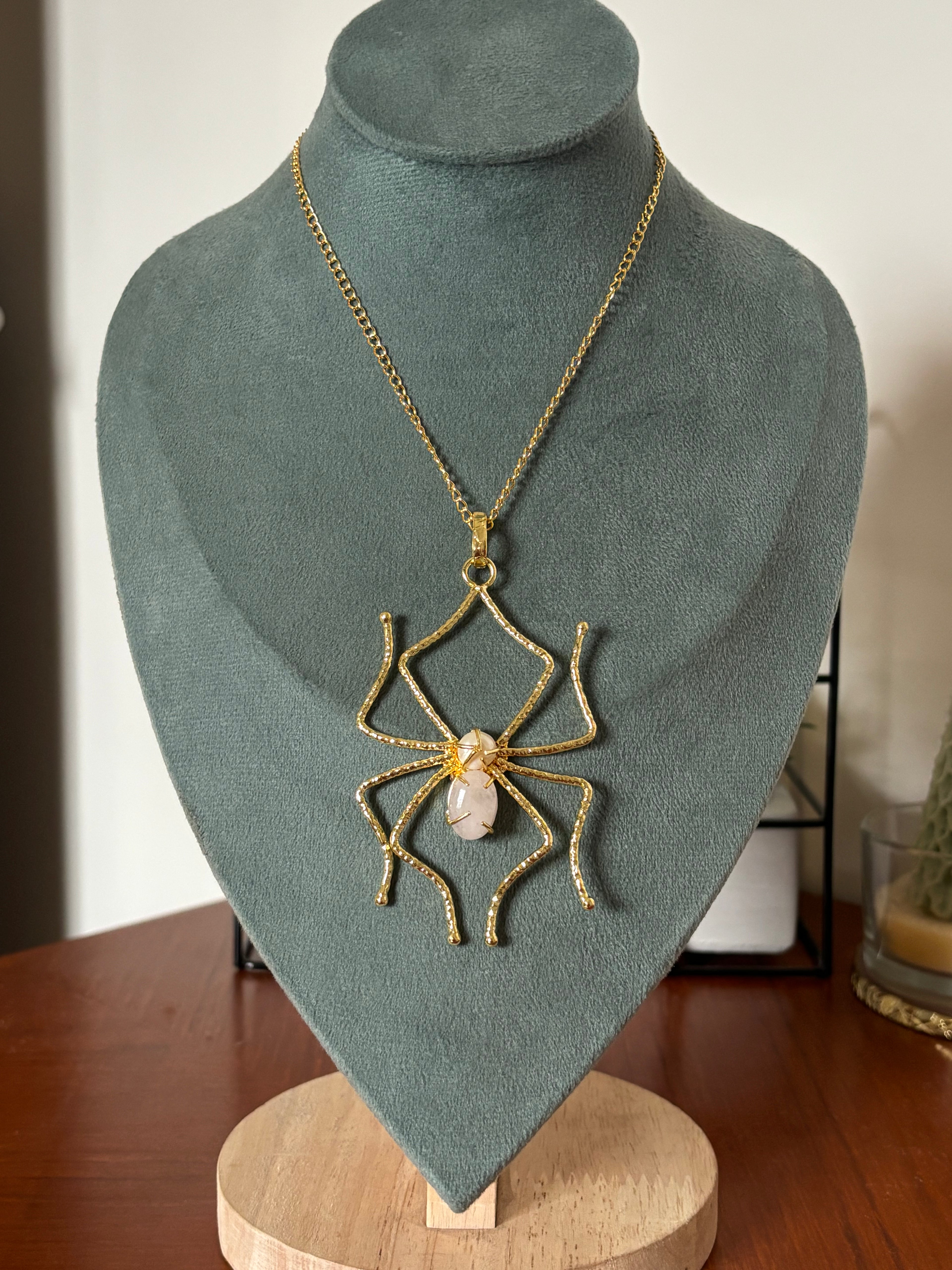 Mystic Spider pendant Light Rose Quartz