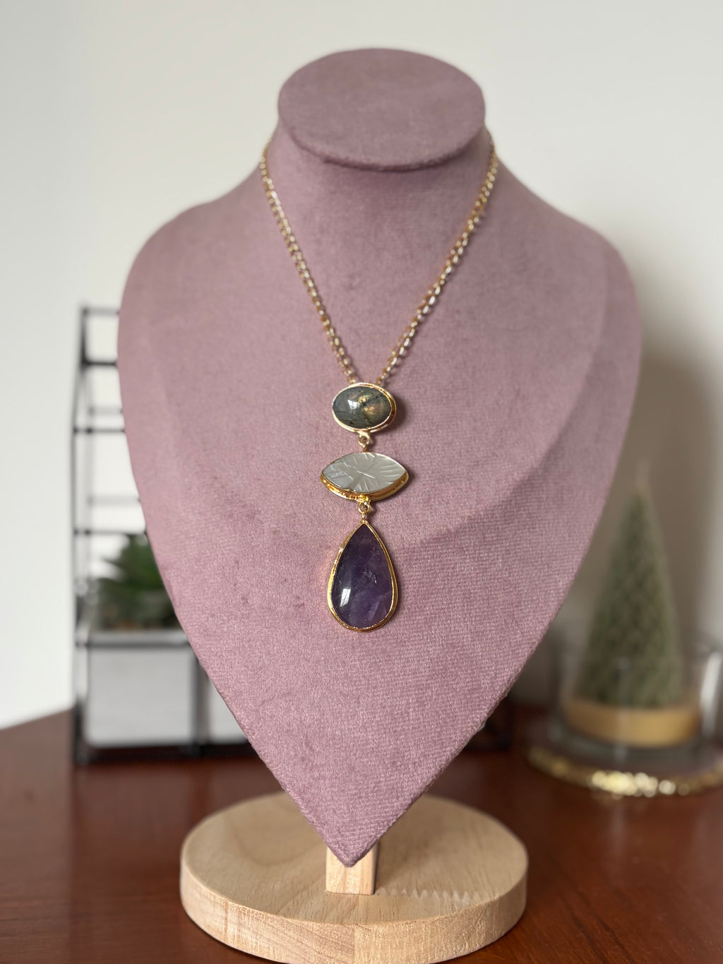 Trinity Stone Pendant 3