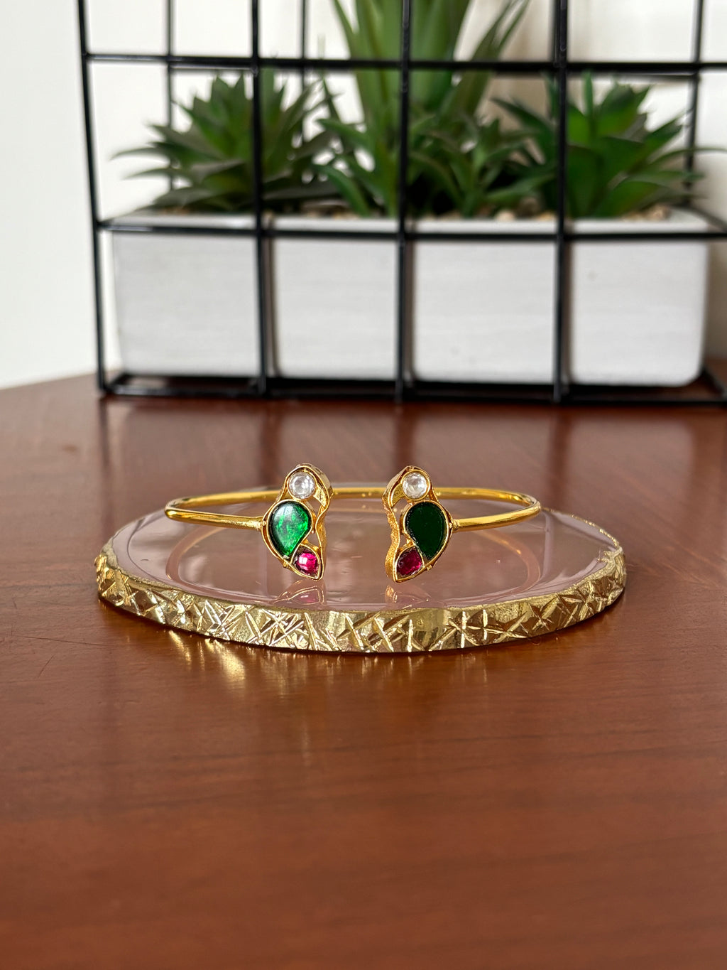 Kili cuff 1