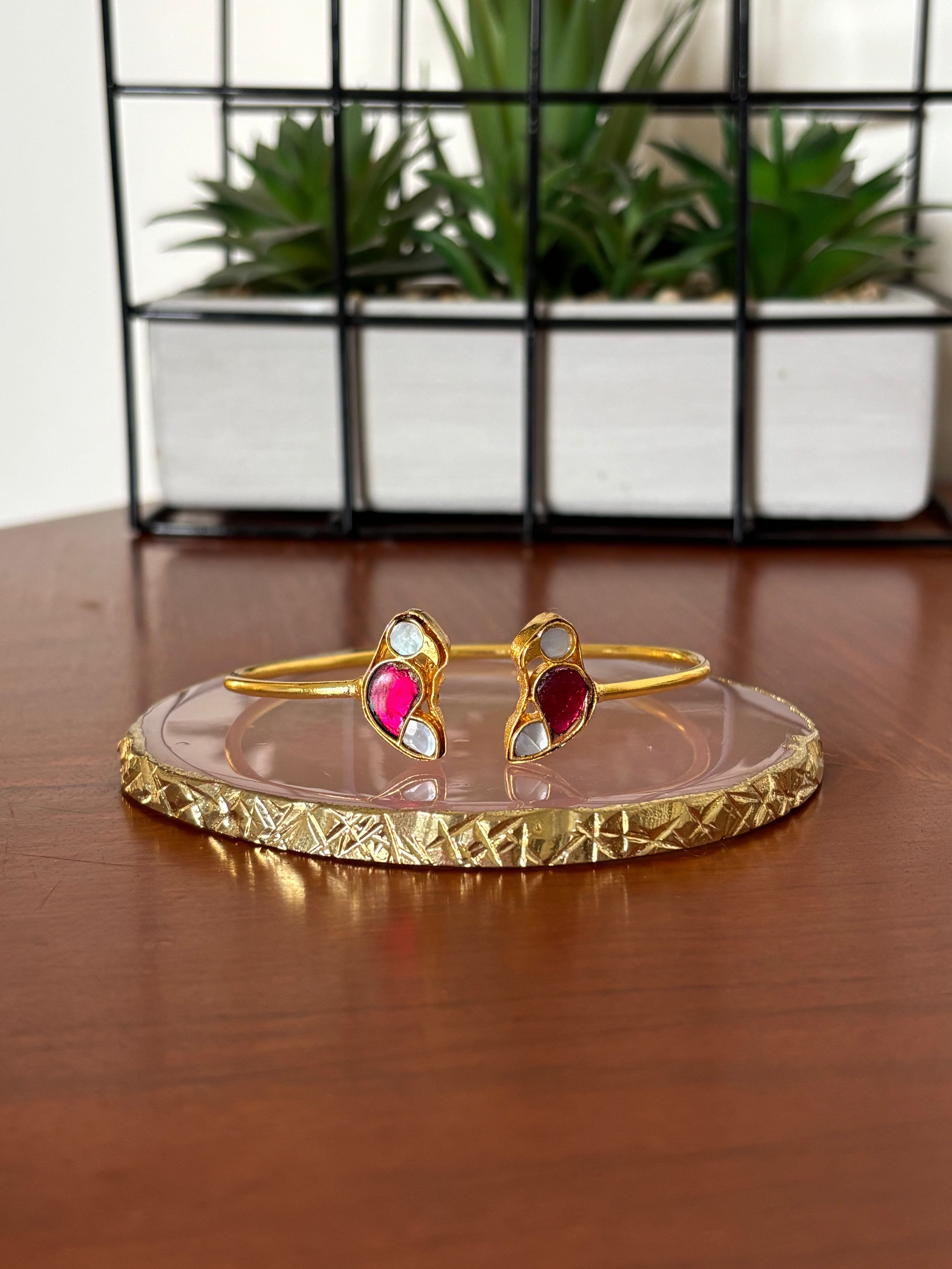 Kili cuff 2