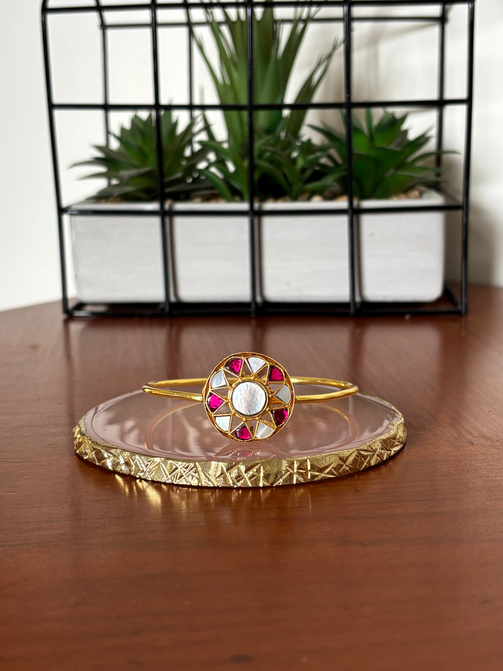 Round cuff 5