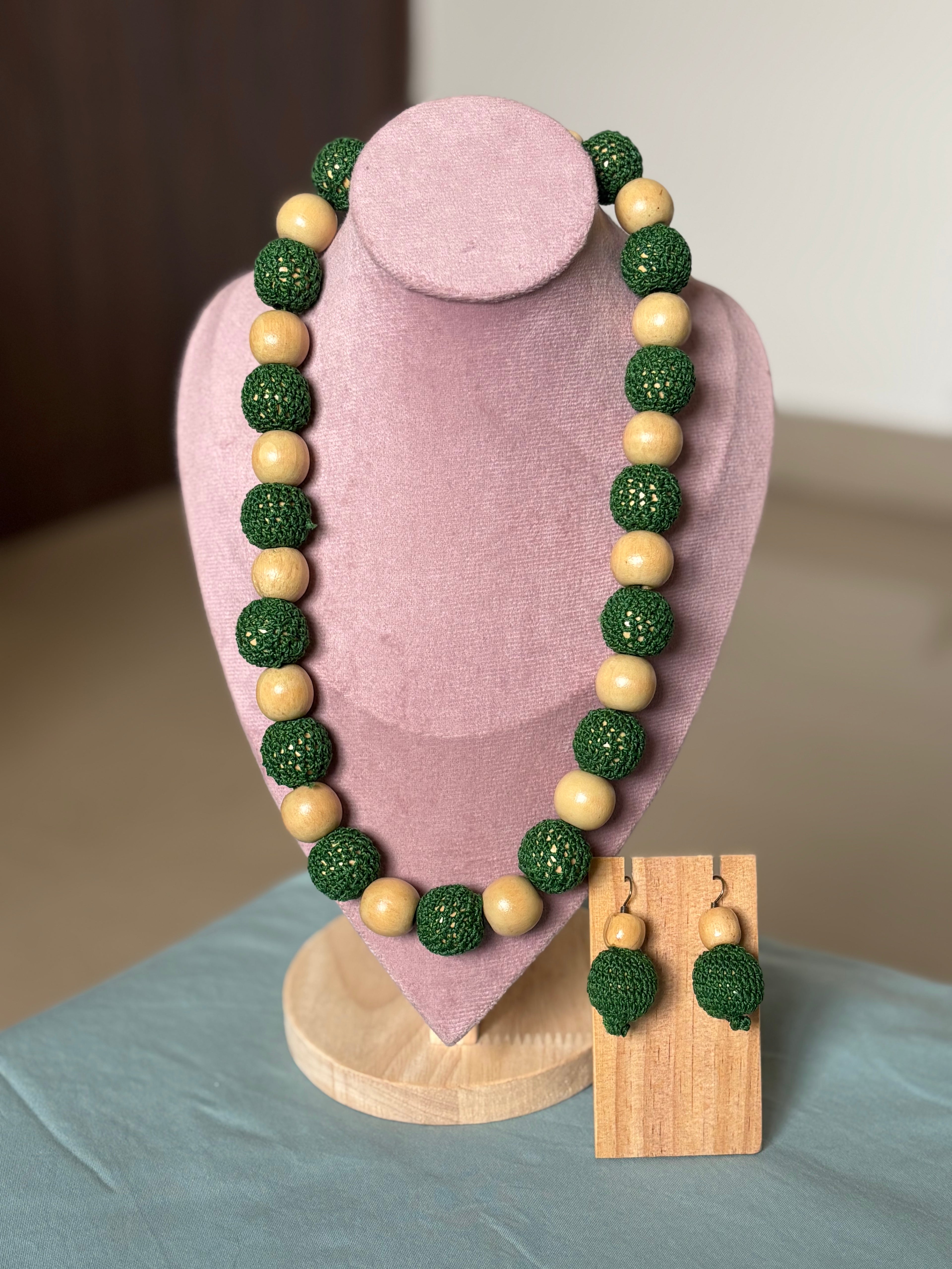 Crochet Necklace 4