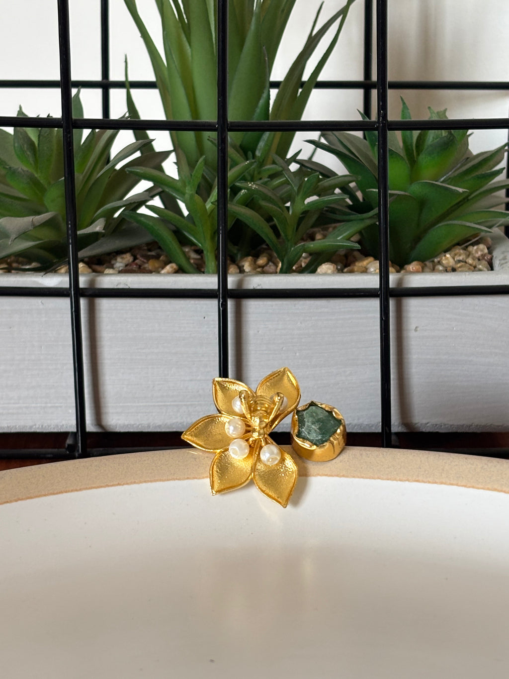 Queen Bee Green Aventurine Ring