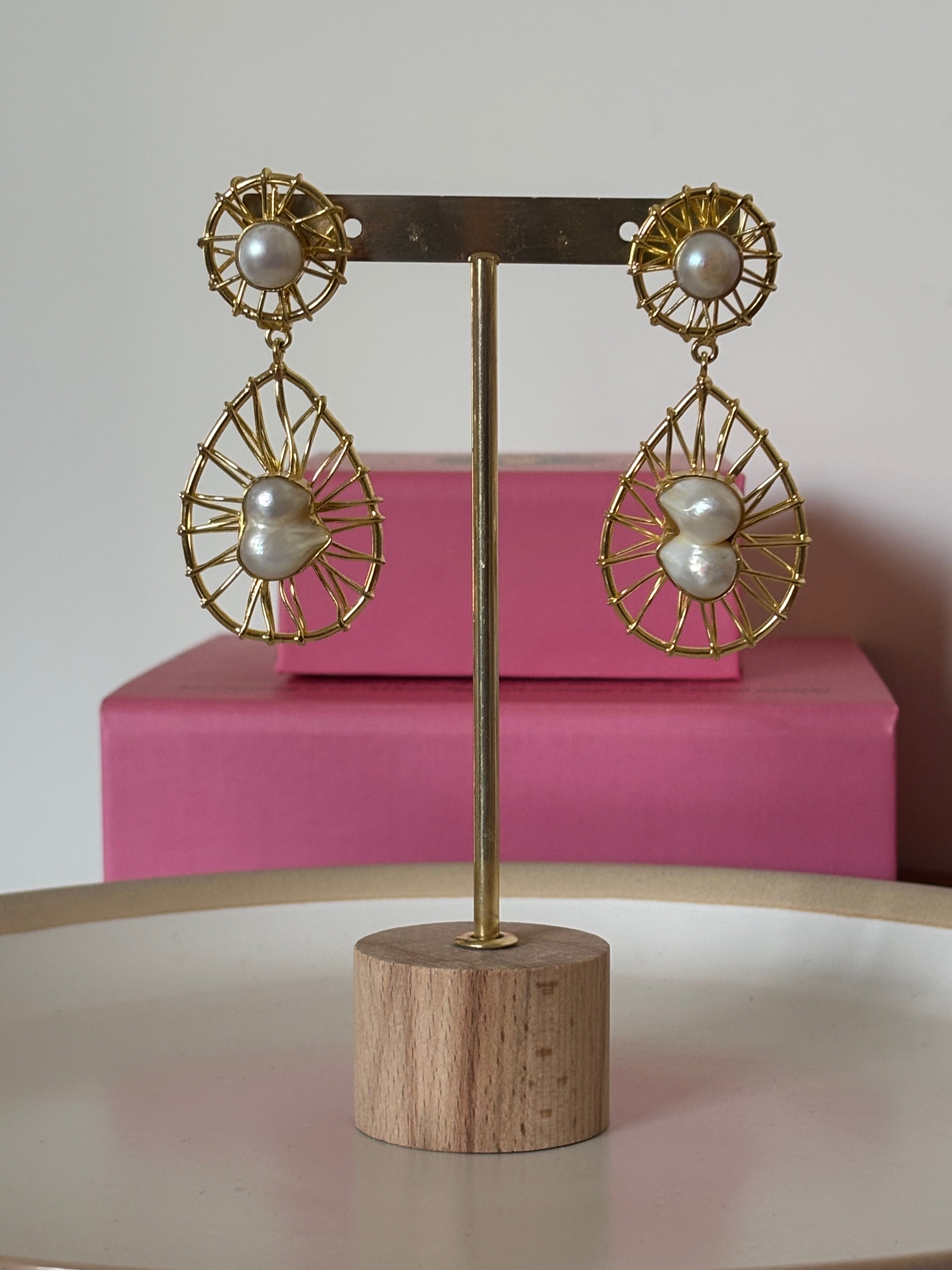 Broque Pearl Earrings