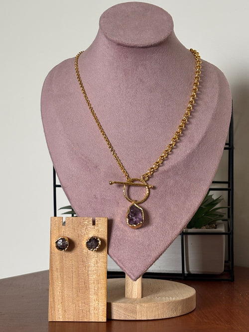 Amethyst Golden Clasp Set
